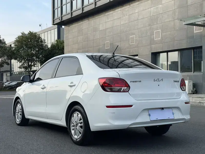 2020 Kia Pegas с пробегом 40 000 км