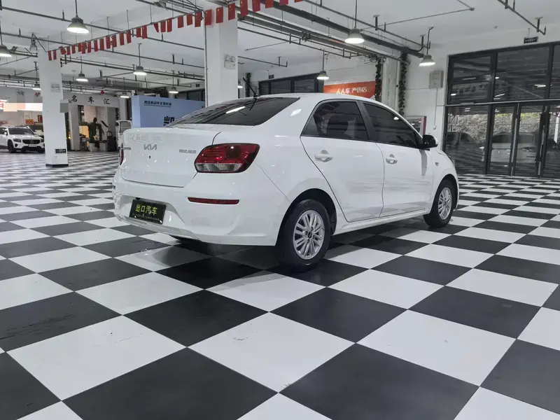 2020 Kia Pegas с пробегом 14 800 км