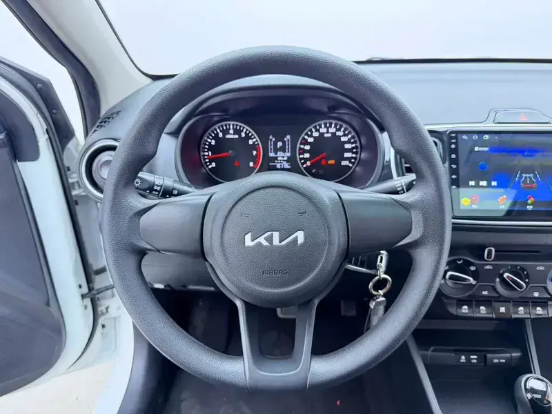 2020 Kia Pegas с пробегом 15 000 км