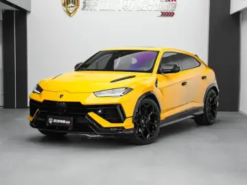 2022 Lamborghini Urus с пробегом 6 900 км