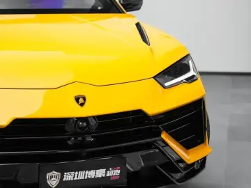 2022 Lamborghini Urus с пробегом 6 900 км