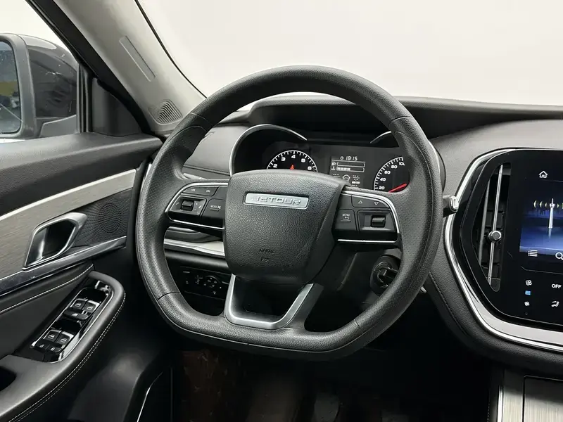 2020 JETOUR X70+ с пробегом 27 000 км