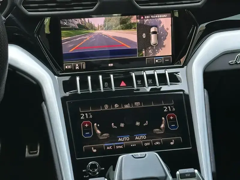 2021 Lamborghini Urus с пробегом 45 000 км