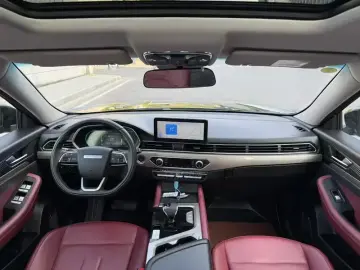 2025 JETOUR X70+ с пробегом 10 600 км