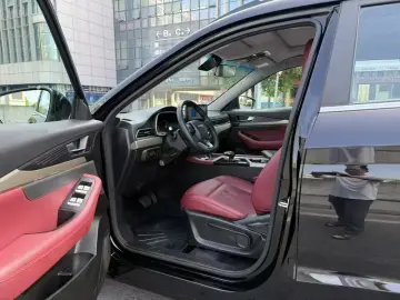 2025 JETOUR X70+ с пробегом 10 600 км
