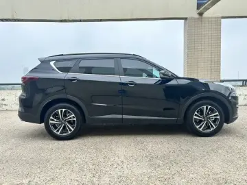 2025 JETOUR X70+ с пробегом 3 000 км