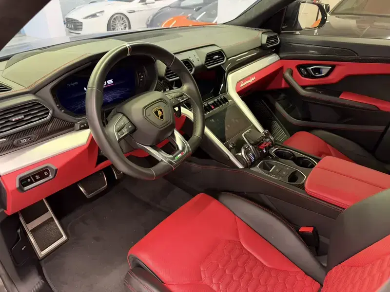 2021 Lamborghini Urus с пробегом 37 000 км