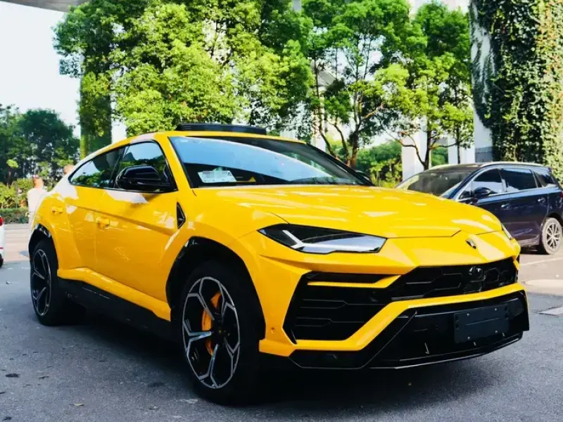 2021 Lamborghini Urus с пробегом 48 000 км