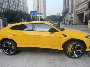 2021 Lamborghini Urus с пробегом 39 000 км