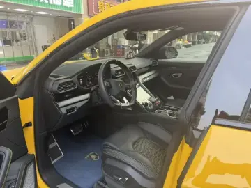 2021 Lamborghini Urus с пробегом 39 000 км