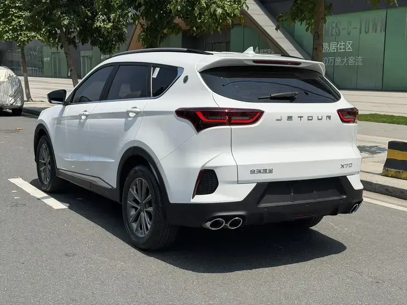 2025 JETOUR X70+ с пробегом 50 000 км