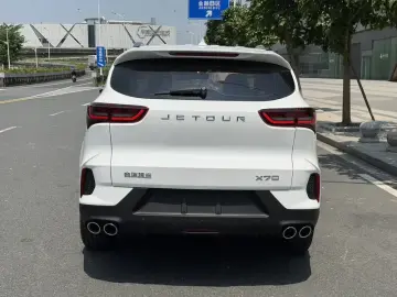 2025 JETOUR X70+ с пробегом 50 000 км