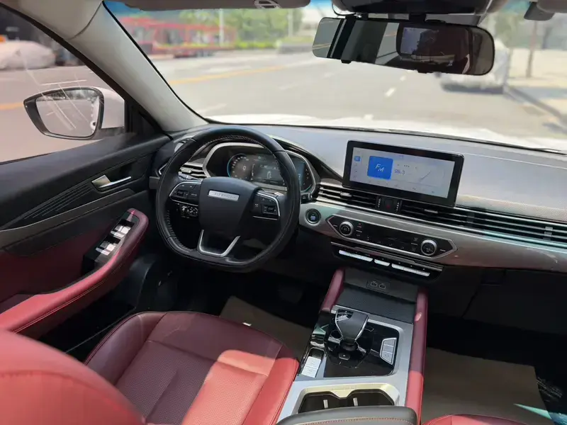2025 JETOUR X70+ с пробегом 50 000 км
