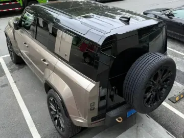 2026 Land Rover Defender с пробегом 2 600 км