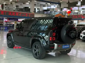 2023 Land Rover Defender с пробегом 91 000 км