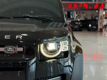 2023 Land Rover Defender с пробегом 91 000 км