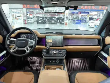 2023 Land Rover Defender с пробегом 91 000 км