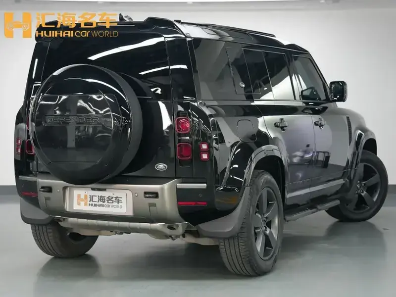 2024 Land Rover Defender с пробегом 26 500 км