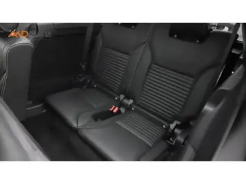 2024 Land Rover Discovery с пробегом 19 900 км