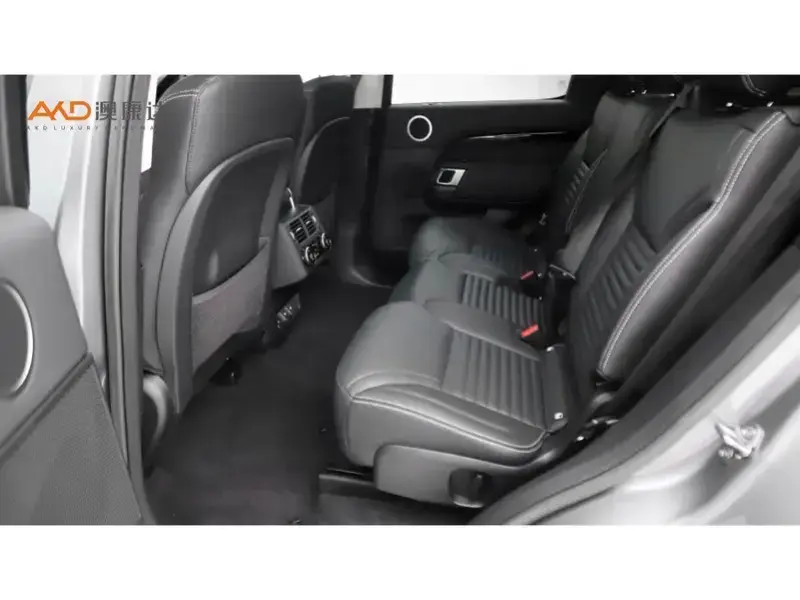 2024 Land Rover Discovery с пробегом 19 900 км