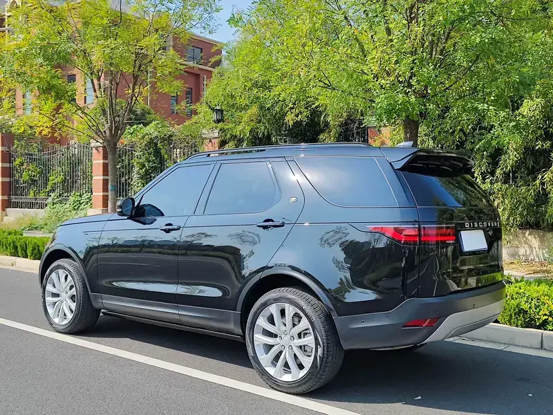 2026 Land Rover Discovery с пробегом 5 000 км