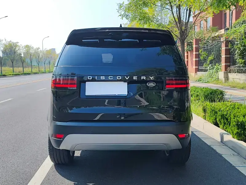 2026 Land Rover Discovery с пробегом 5 000 км