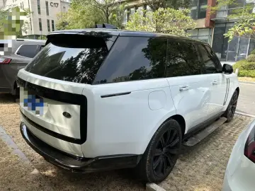 2023 Land Rover Range Rover с пробегом 93 000 км