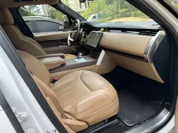 2023 Land Rover Range Rover с пробегом 93 000 км