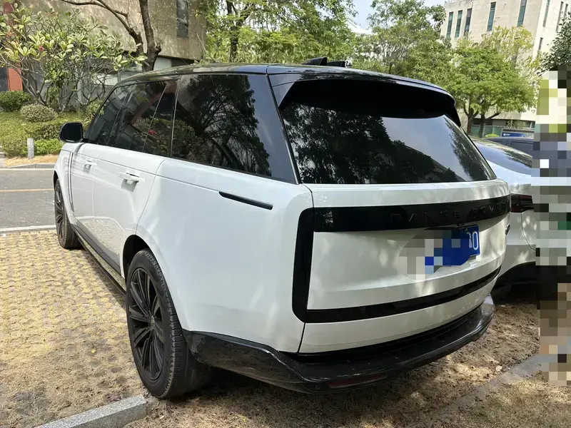 2023 Land Rover Range Rover с пробегом 93 000 км