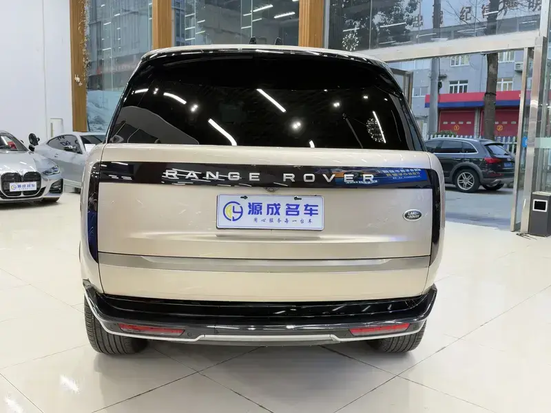 2024 Land Rover Range Rover с пробегом 34 000 км