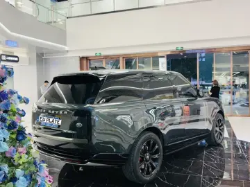 2023 Land Rover Range Rover с пробегом 27 000 км