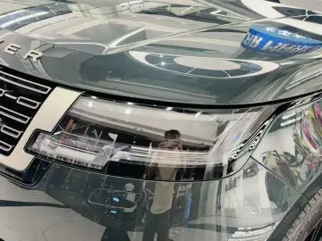 2023 Land Rover Range Rover с пробегом 27 000 км