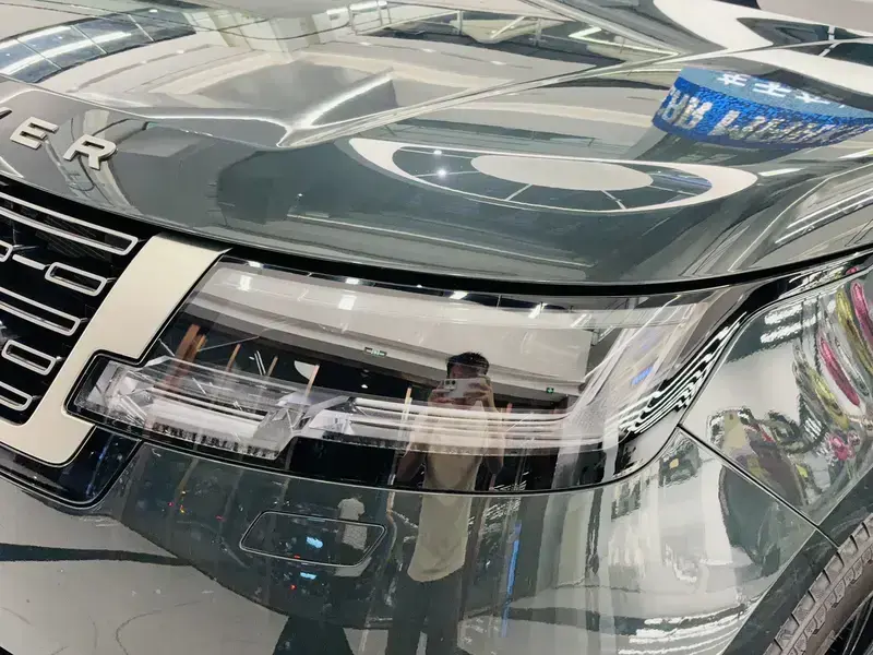 2023 Land Rover Range Rover с пробегом 27 000 км