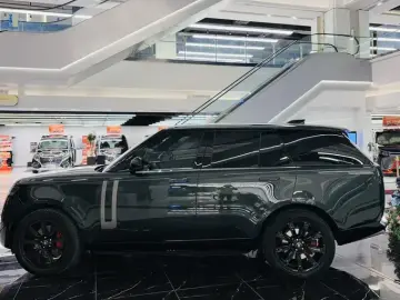 2023 Land Rover Range Rover с пробегом 27 000 км