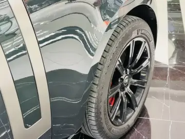 2023 Land Rover Range Rover с пробегом 27 000 км