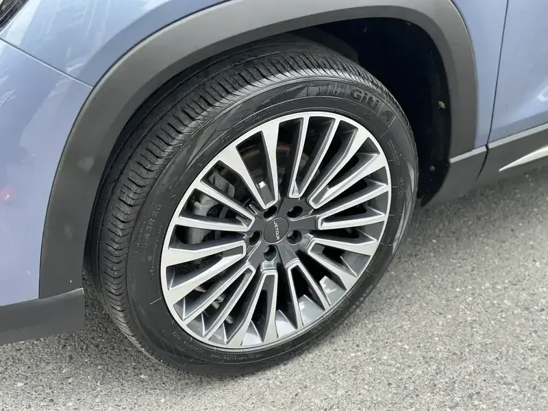 2022 JETOUR X90 с пробегом 25 900 км