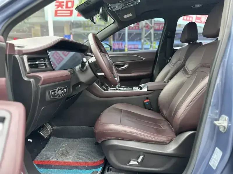 2022 JETOUR X90 с пробегом 25 900 км