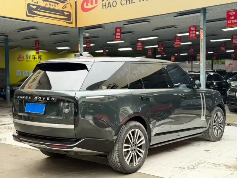 2023 Land Rover Range Rover с пробегом 63 000 км