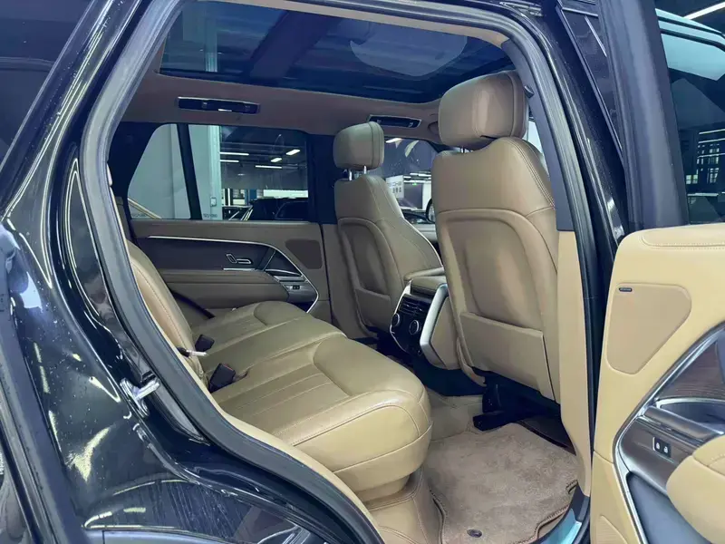 2023 Land Rover Range Rover с пробегом 125 000 км