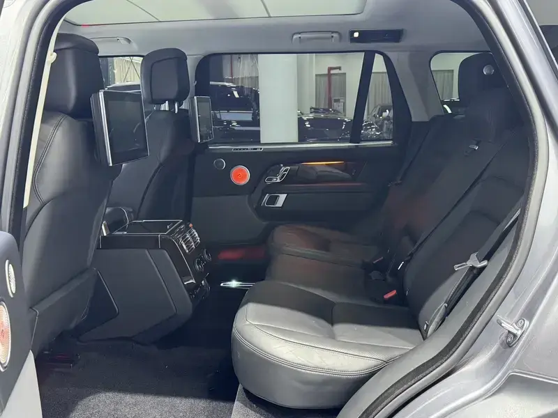2021 Land Rover Range Rover с пробегом 114 000 км