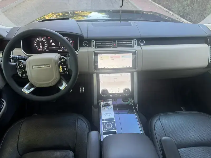 2021 Land Rover Range Rover с пробегом 83 000 км
