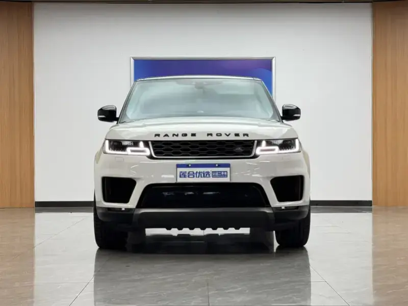 2021 Land Rover Range Rover Sport с пробегом 105 000 км