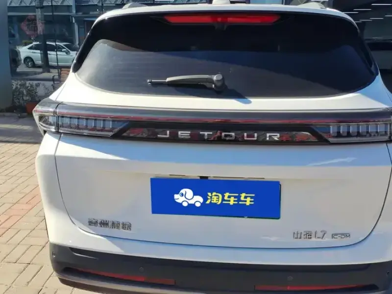 2024 JETOUR Shanhai L7 с пробегом 21 000 км