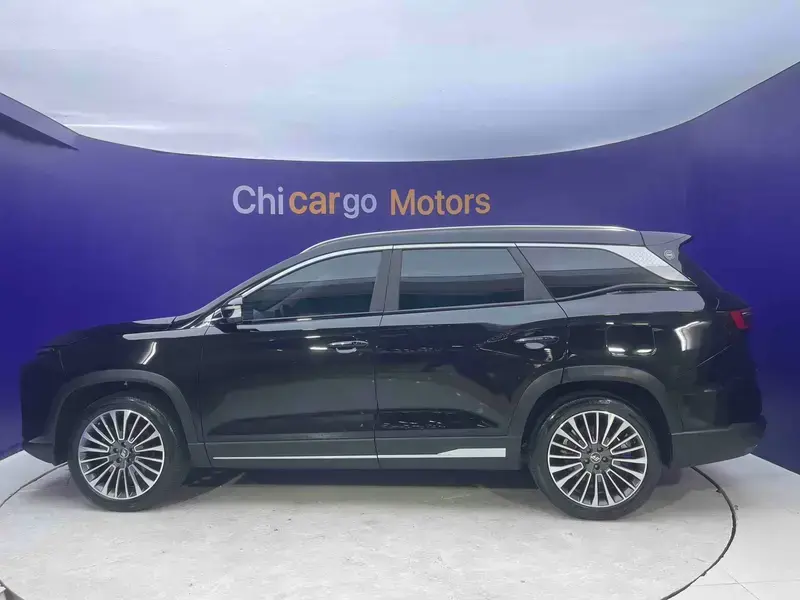2024 JETOUR Shanhai L9 с пробегом 18 000 км