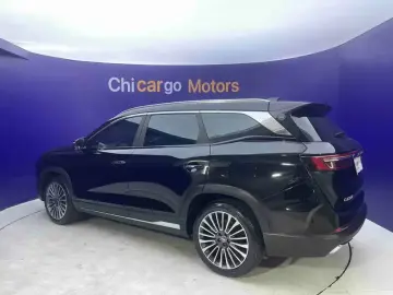 2024 JETOUR Shanhai L9 с пробегом 18 000 км