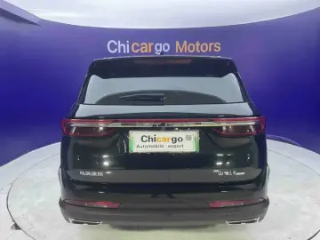 2024 JETOUR Shanhai L9 с пробегом 18 000 км