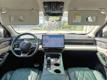 2024 JETOUR Shanhai L9 с пробегом 18 000 км