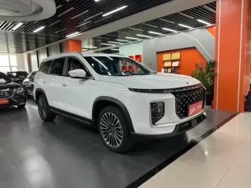 2024 JETOUR Shanhai L9 с пробегом 5 000 км