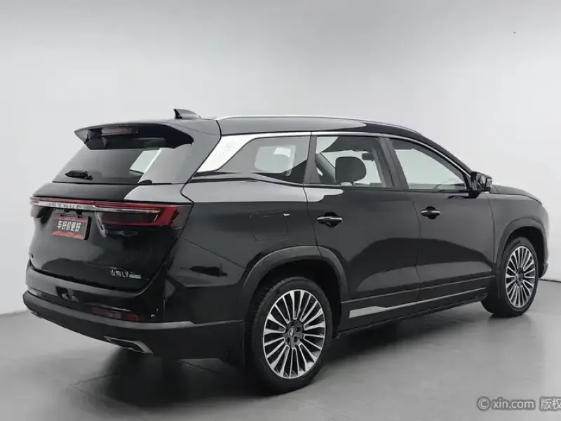2024 JETOUR Shanhai L9 с пробегом 51 300 км