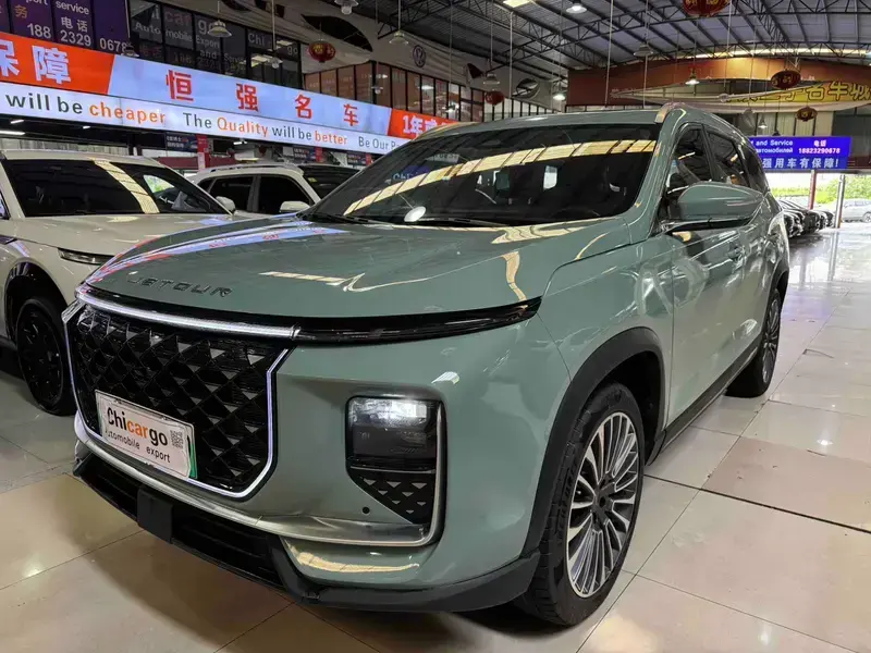 2024 JETOUR Shanhai L9 с пробегом 20 000 км
